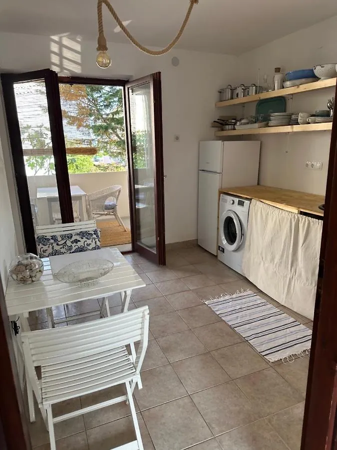 Fellini Apartment Krk Town